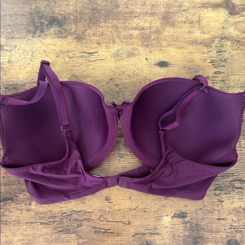 Victoria's Secret Deep Purple Bra - Picture 5 of 9